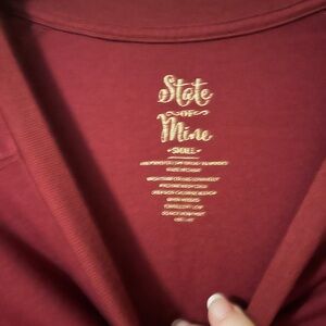 Women’s Thanksgiving shirt.